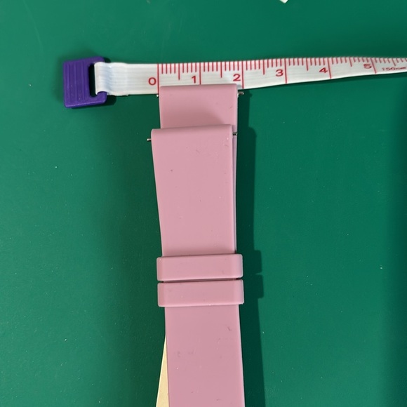 NWT Fossil traditional watchband - Picture 2 of 4